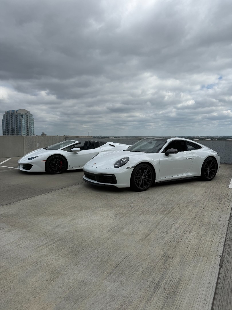 2018 Lamborghini Huracan Spyder - Secondary View